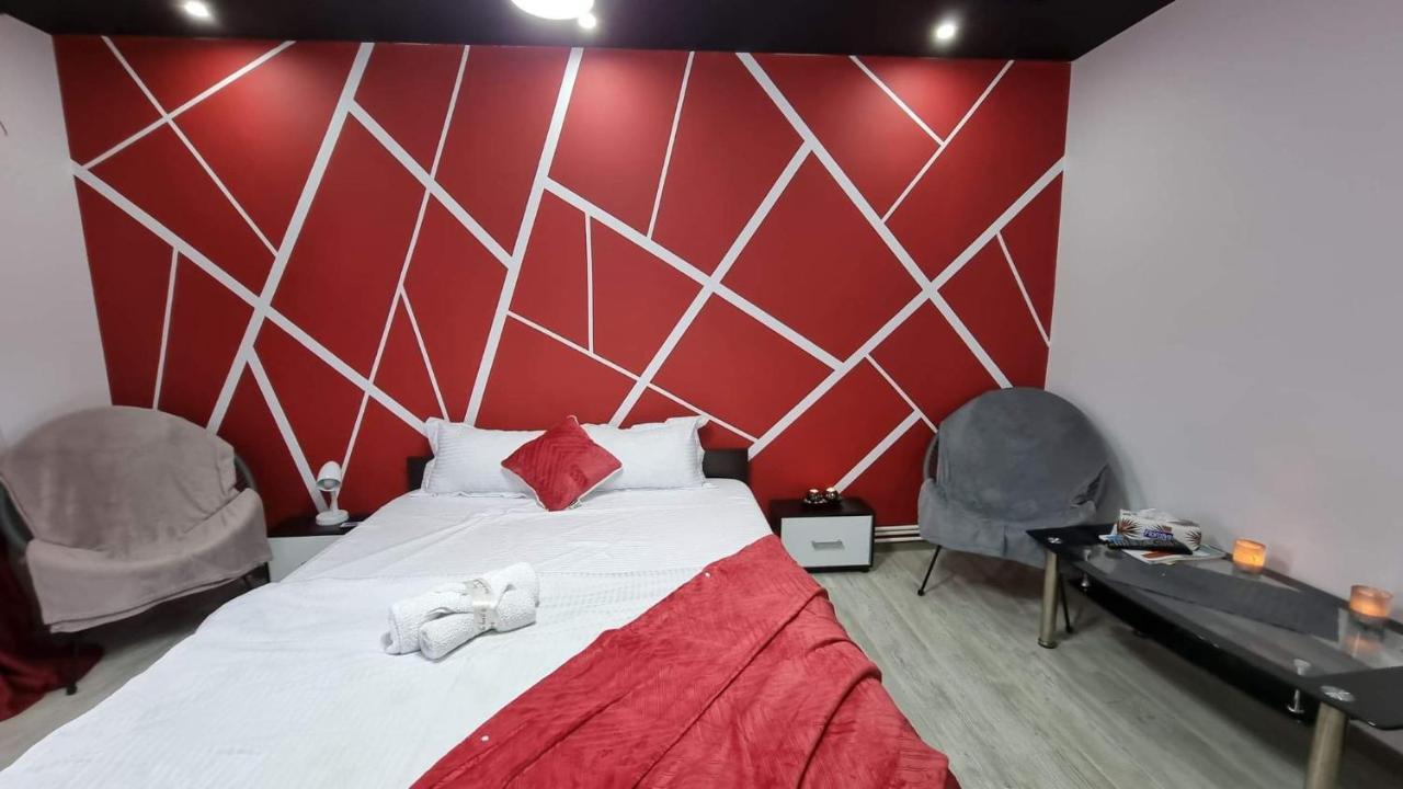 Ferienwohnung Studio Vale Hunedoara Exterior foto