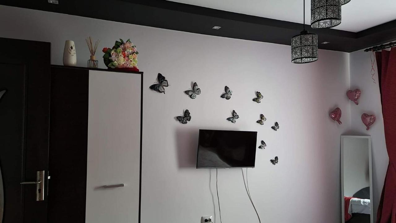 Ferienwohnung Studio Vale Hunedoara Exterior foto